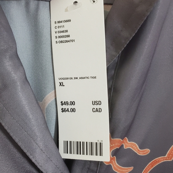 UO BDG Asher Satin Printed Souvenir Shirt NWT XL Boho Tiger Button Down Casual - Picture 8 of 13